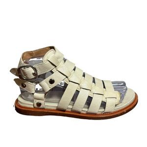 Women’s Frye gladiator sandals size 6.5 M Cream